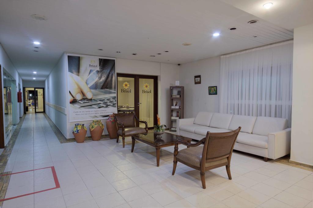 Brisol Hotel โจเอาเปสโซอา ภายนอก รูปภาพ