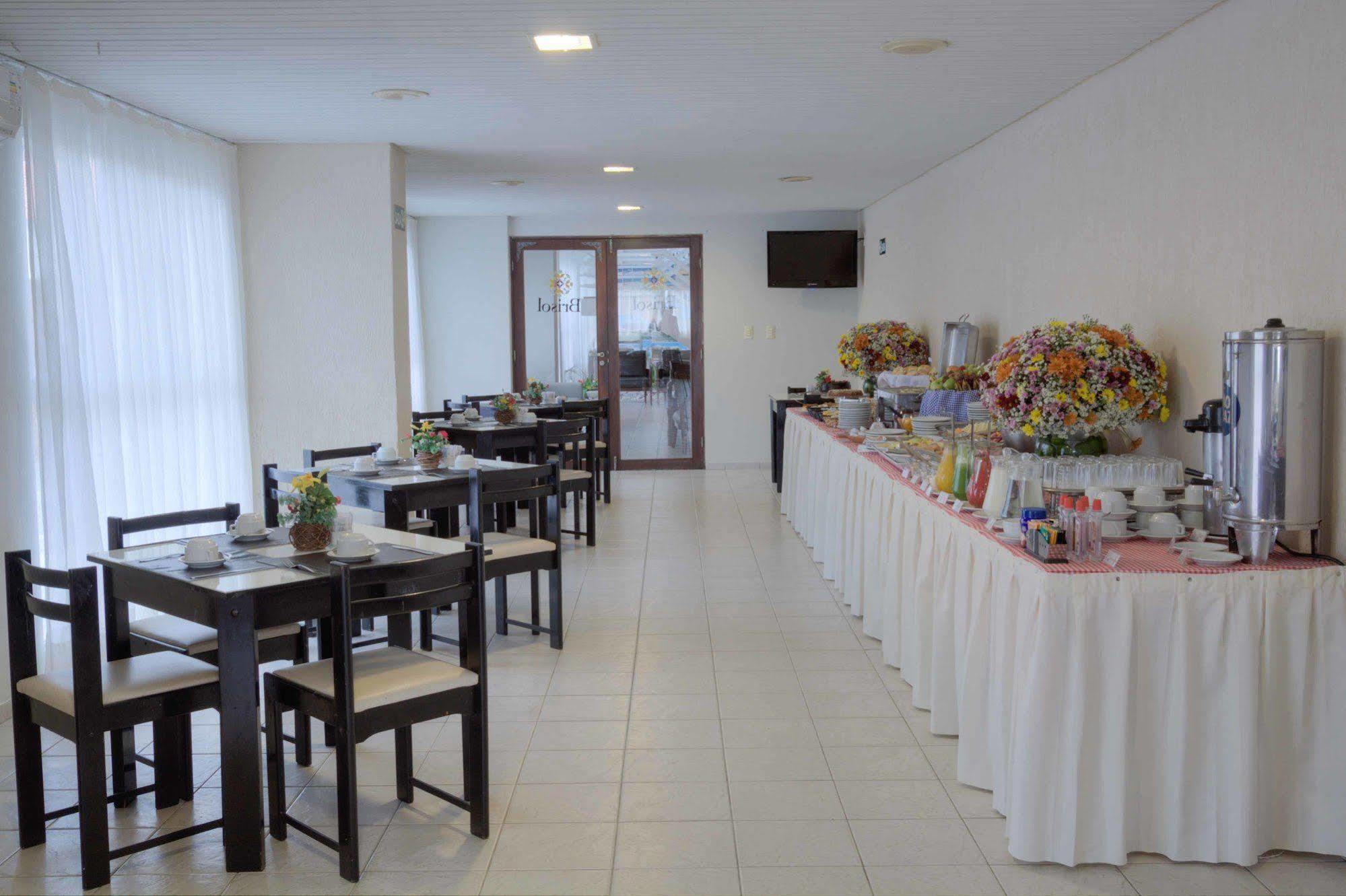 Brisol Hotel โจเอาเปสโซอา ภายนอก รูปภาพ